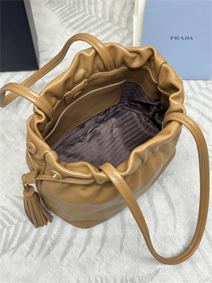 Pra*a nappa leather shoulder bag caramel color 1bg541