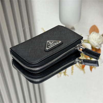 Pra*a saffiano leather key charm holder black color 1tt085