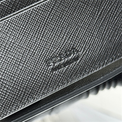 Pra*a saffiano leather wallet black 2m0513