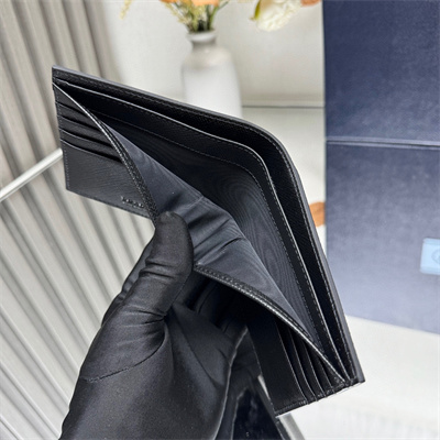 Pra*a saffiano leather wallet black 2m0513