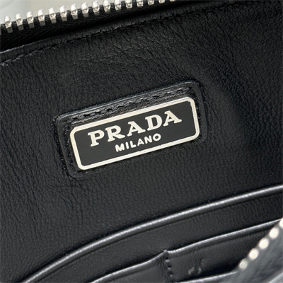 Pra*a saffiano leather pouch black 2nh005