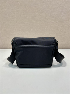 Pra*a re-nylon and saffiano leather shoulder bag black 2vd070