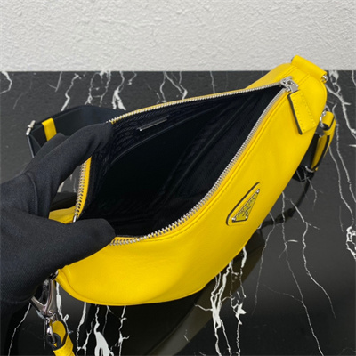Pra*a triangle leather shoulder bag yellow color 2vh155