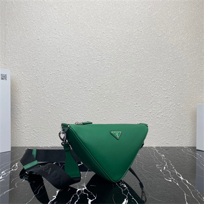 Pra*a triangle leather shoulder bag green color 2vh155