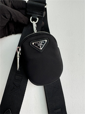 Pra*a re-edition 2005 re-nylon bag black 1bh204