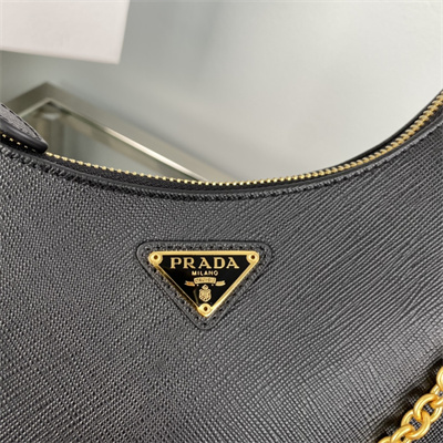 Pra*a re-edition 2005 saffiano leather bag black 1bh204