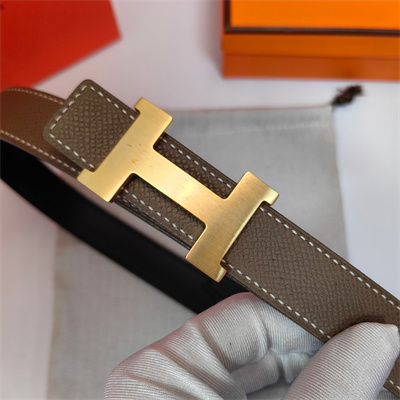 H**mes mini constance belt buckle & reversible leather strap 25 mm gold hardware etoupe/black