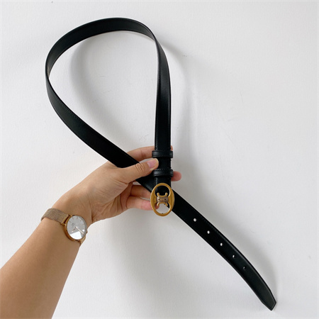 Ce**e triomphe belt 25mm in calfskin gold tone buckle black