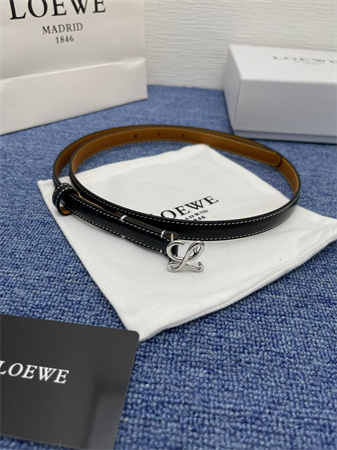 L0ew* belt in calfskin 15mm silver hardware black/brown