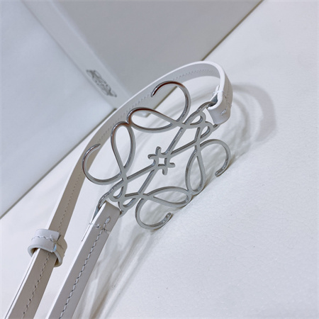 L0ew* belt in calfskin 10mm silver hardware white