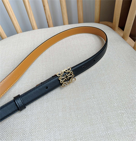 L0ew* belt in smooth calfskin 20mm gold hardware black/brown