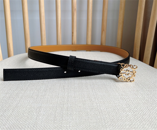 L0ew* belt in grained calfskin 20mm gold hardware black/brown
