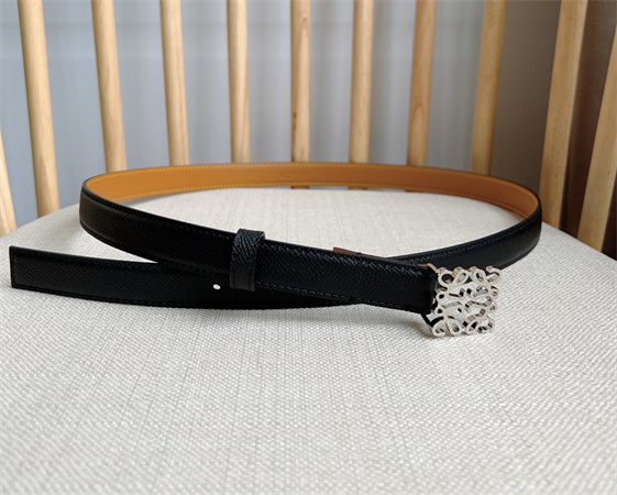 L0ew* belt in grained calfskin 20mm silver hardware black/brown