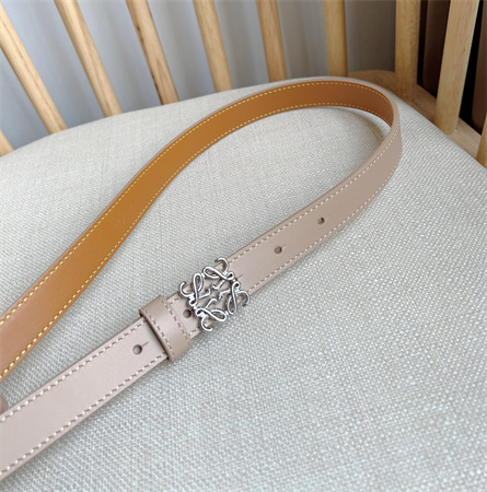 L0ew* belt in smooth calfskin 20mm silver hardware nude pink/brown