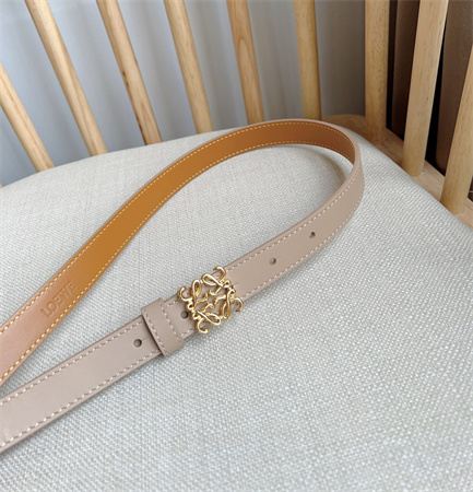 L0ew* belt in smooth calfskin 20mm gold hardware nude pink/brown