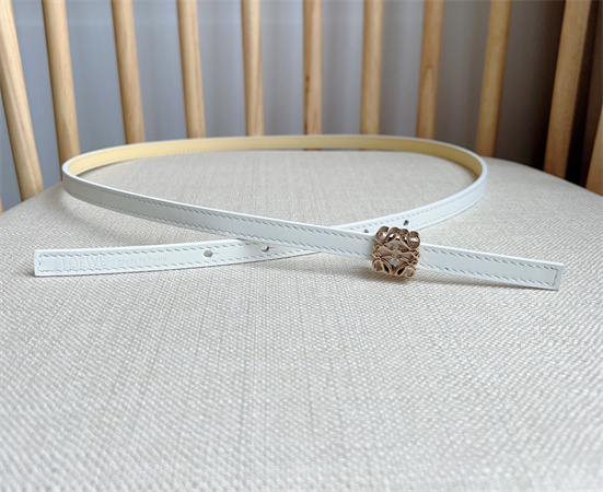 L0ew* belt in calfskin 10mm gold hardware white