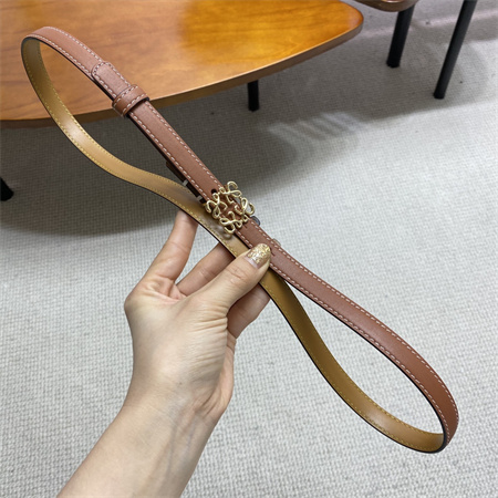 L0ew* belt in calfskin 15mm gold hardware brown
