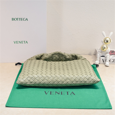 BV Small Hop Shoulder Bag In Calfskin