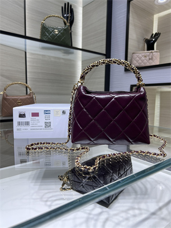 Cha.nel Clutch With Chain Shiny Lambskin & Gold-Tone Metal Burgundy AP4189