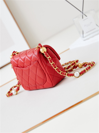 cha.nel S*permini flap bag lambskin gold tone metal red as4946