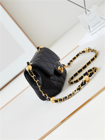 cha.nel S*permini flap bag lambskin gold tone metal black as4946