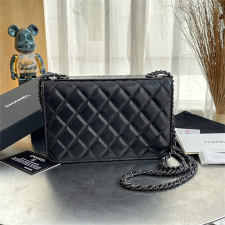 Cha.nel Trendy CC Wallet On Chain So Black In Black Lambskin A80982