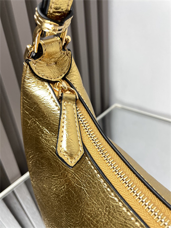 F**digraphy small leather bag gold