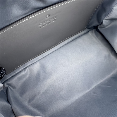 gu.cci G*u*i gg matelassé beauty case in grey leather 726047