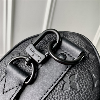 LV Keepall Bandoulière 25 Taurillon Monogram M20900