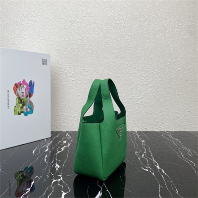 Pra*a leather mini bag green1ba349