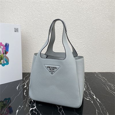 Pra*a medium leather tote 1bg335