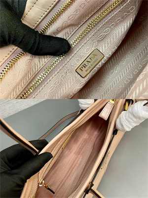 Pra*a medium leather handbag 1ba426