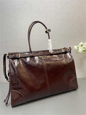 Pra*a large leather handbag burgundy 1ba439