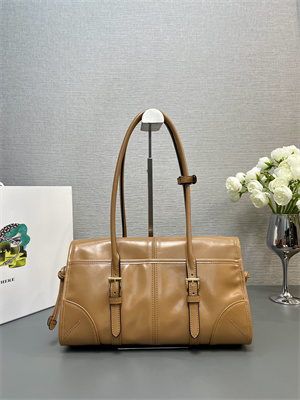 Pra*a medium leather shoulder bag cork 1bd376