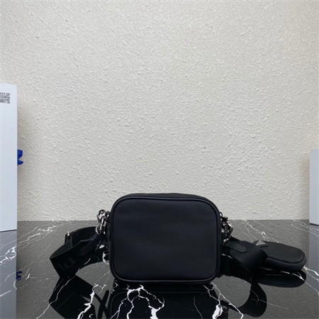 Pra*a re-nylon shoulder bag black 1bh153