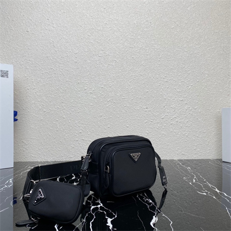 Pra*a re-nylon shoulder bag black 1bh153