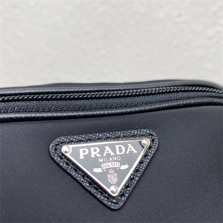 Pra*a re-nylon shoulder bag black 1bh153