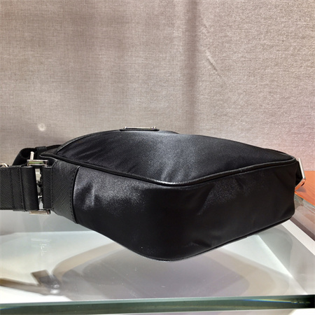 Pra*a re-nylon and saffiano leather shoulder bag black 2vh112