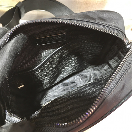 Pra*a re-nylon and saffiano leather shoulder bag black 2vh112
