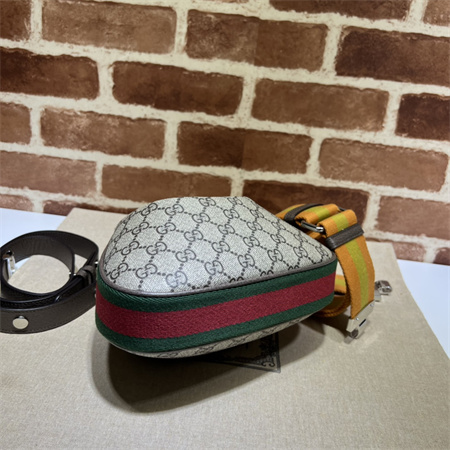 gu.cci attache small shoulder bag gg S*p*e canvas 699409