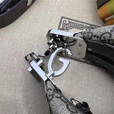 gu.cci attache small shoulder bag gg S*p*e canvas 699409