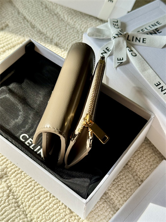 Ce**e compact wallet with coin triomphe in shiny calfskin