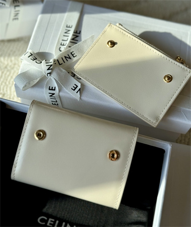 Ce**e compact wallet with coin triomphe in shiny calfskin
