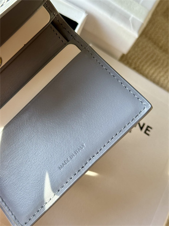 Ce**e compact wallet with coin triomphe in shiny calfskin