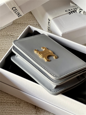 Ce**e triomphe compact wallet in shiny calfskin blue