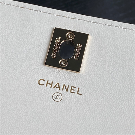 Ch*el clutch with chain lambskin gold tone metal white ap4184