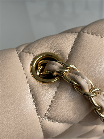 Ch*el vintage flap bag lambskin gold tone metal beige a2221