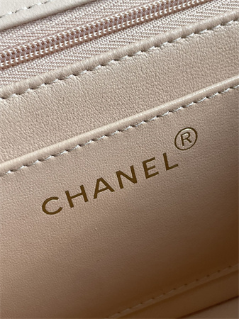 Ch*el vintage flap bag lambskin gold tone metal beige a2221