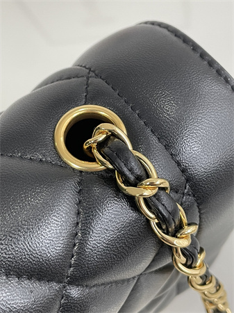 Ch*el vintage flap bag lambskin gold tone metal black a2221