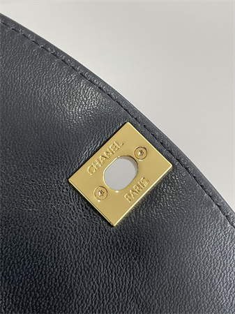 Ch*el vintage flap bag lambskin gold tone metal black a2221